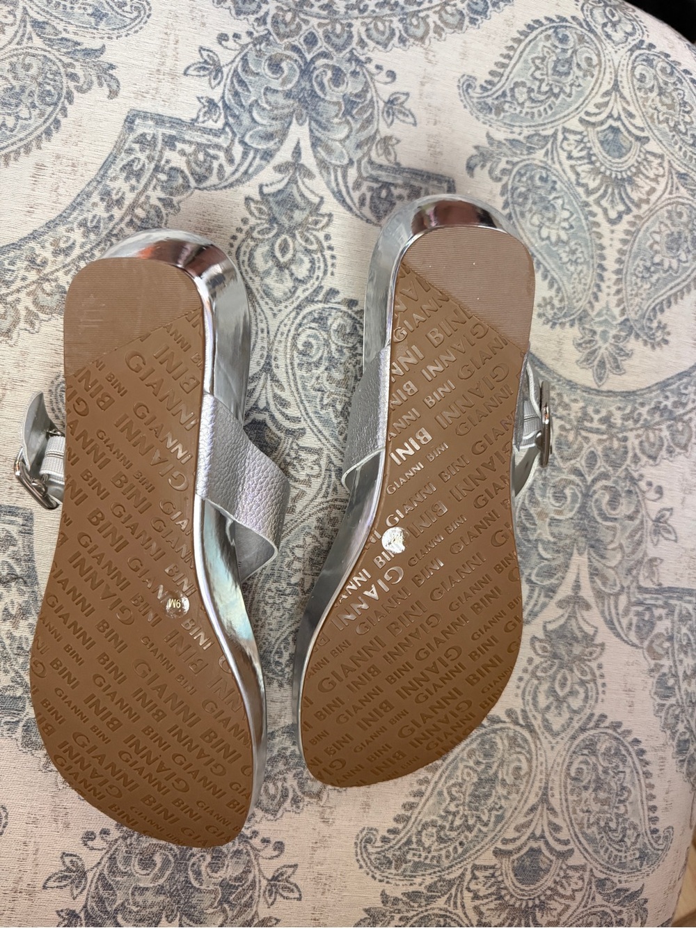 Gianni Bini Silver Metallic T-strap Sandals with Stud Detail - Picture 5 of 10